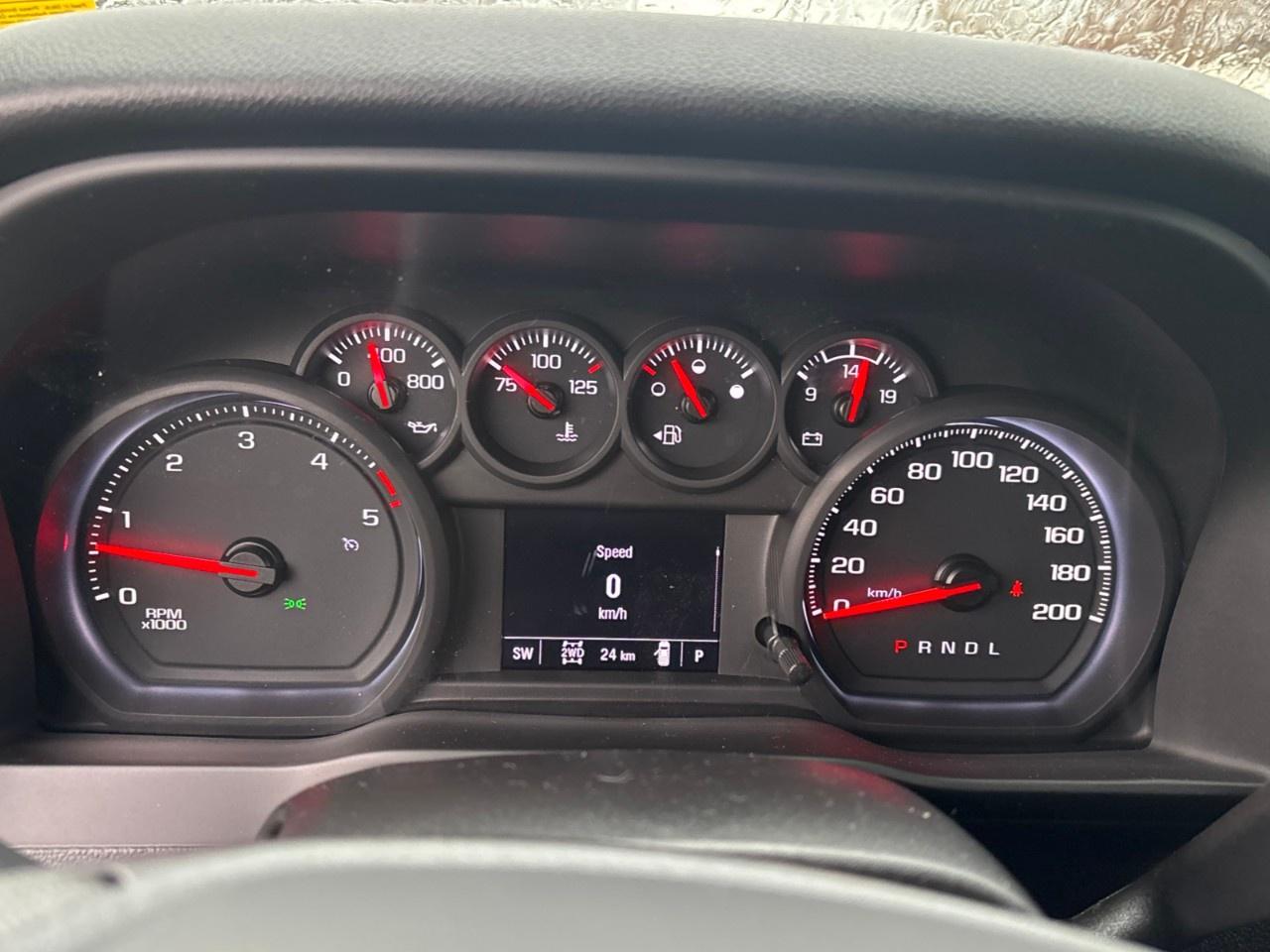 2026 GMC SIERRA 2500HD Crew Cab Standard Box 4-Wheel Drive Pro Photo