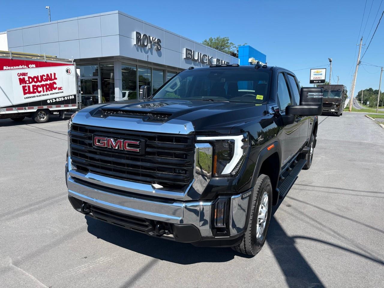 2026 GMC SIERRA 2500HD Crew Cab Standard Box 4-Wheel Drive Pro Photo0