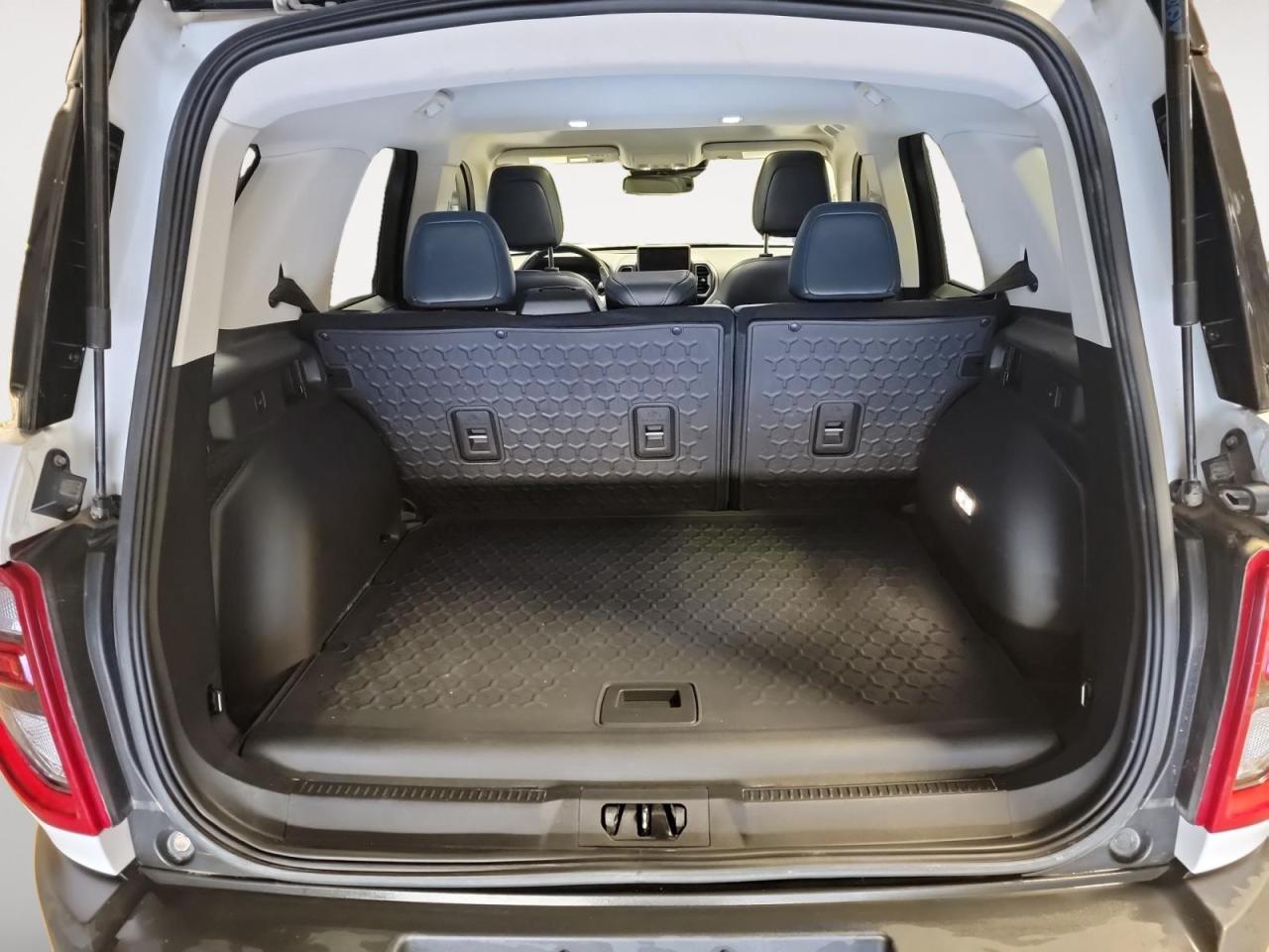 2022 Ford Bronco Sport Outer Banks 4dr 4x4 Photo