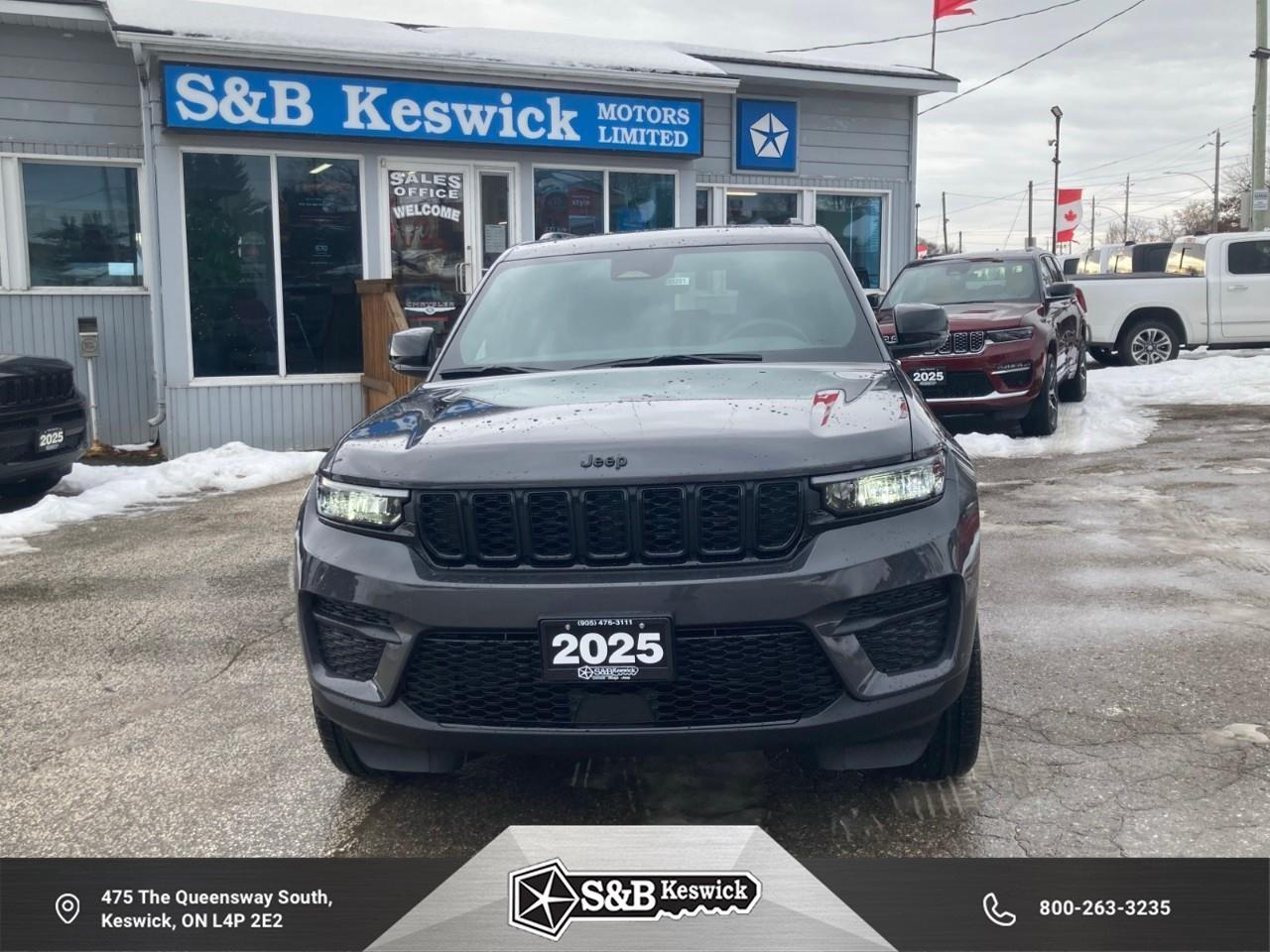 2025 Jeep Grand Cherokee Laredo 4dr 4x4 Photo