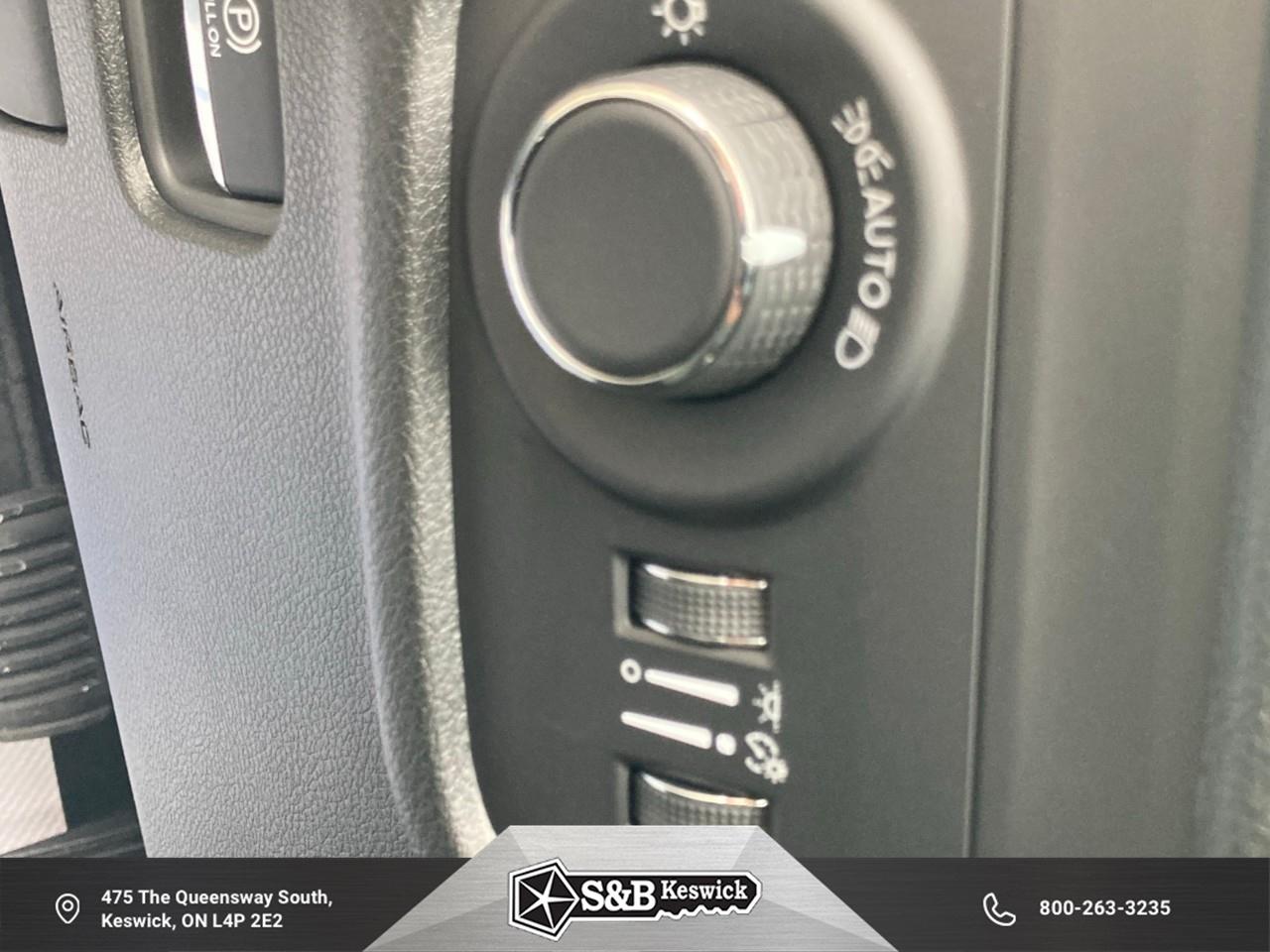 2025 Jeep Grand Cherokee Laredo 4dr 4x4 Photo