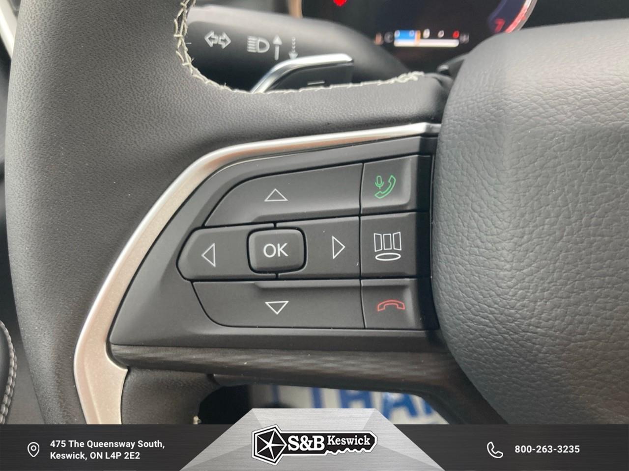 2025 Jeep Grand Cherokee Laredo 4dr 4x4 Photo