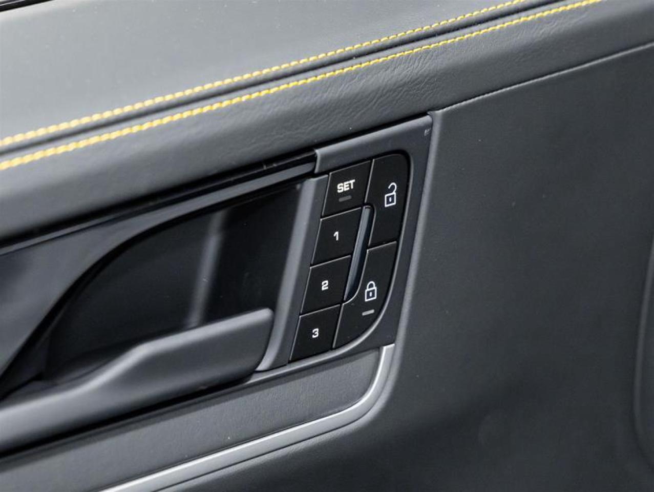 2025 Porsche Cayenne  Photo