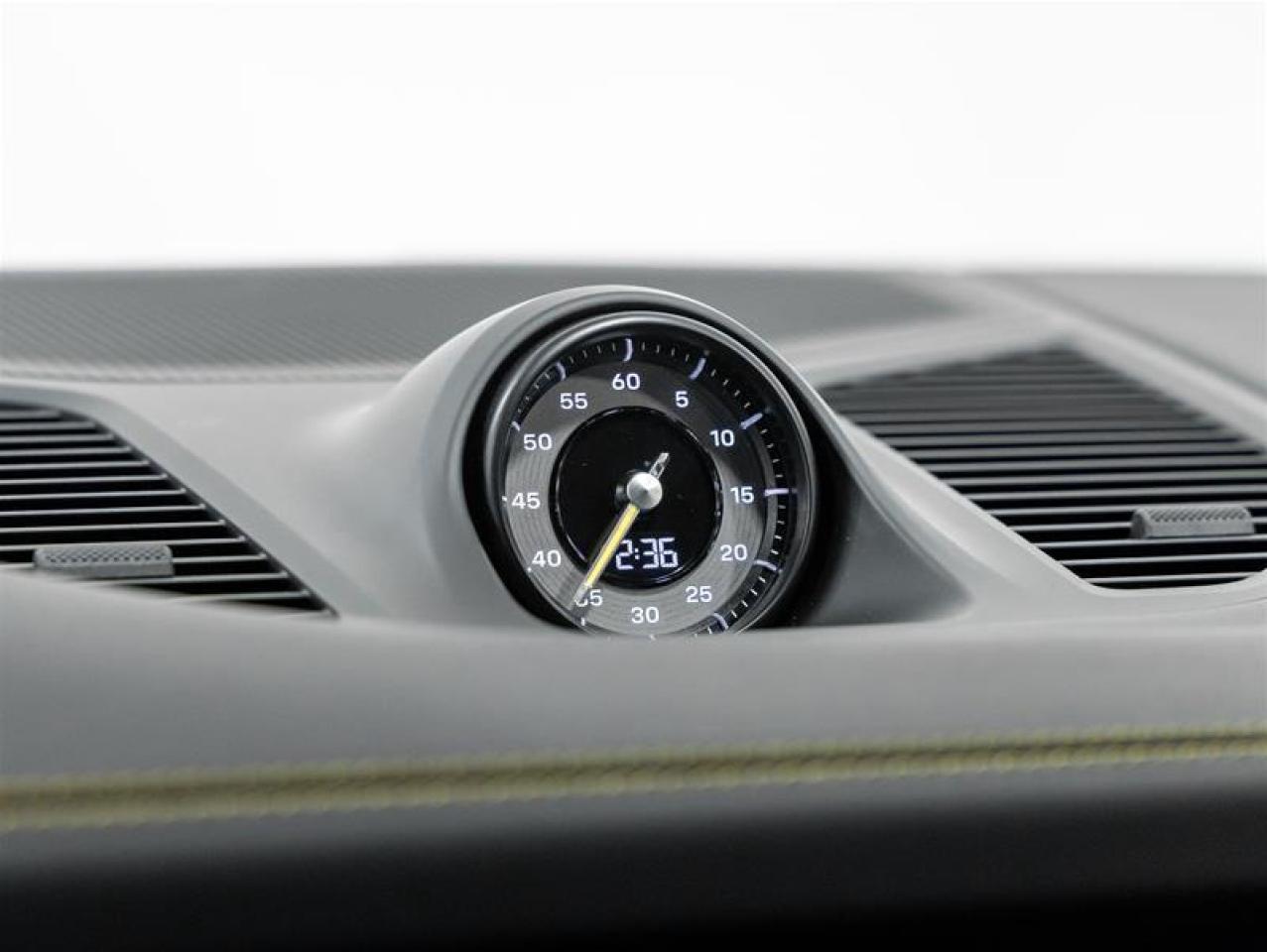 2025 Porsche Cayenne  Photo