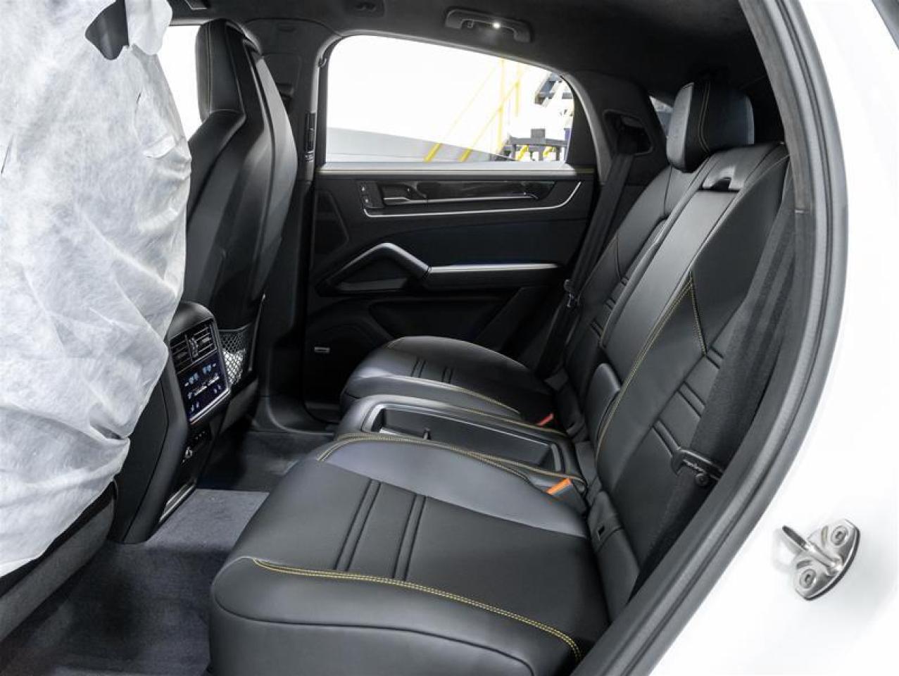 2025 Porsche Cayenne  Photo