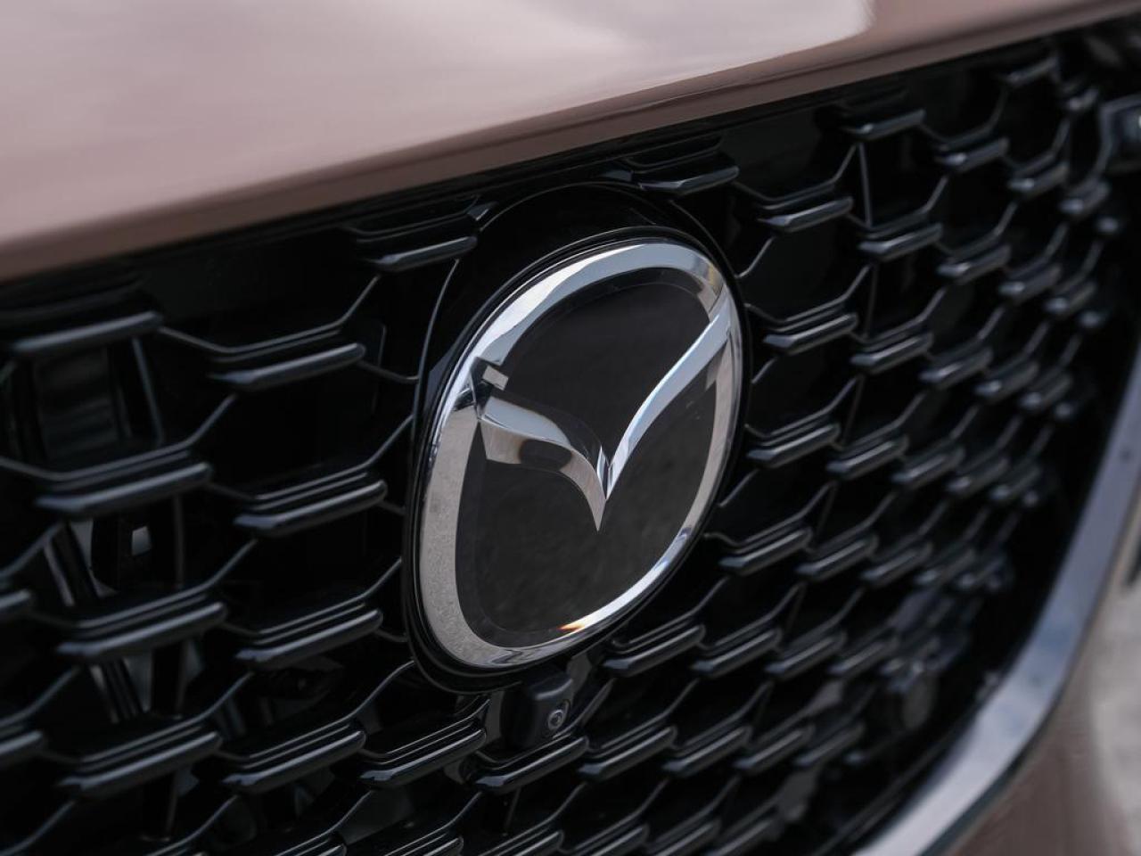 2025 Mazda CX-70 MHEV GT-P 4dr i-ACTIV All-Wheel Drive Sport Utility Photo