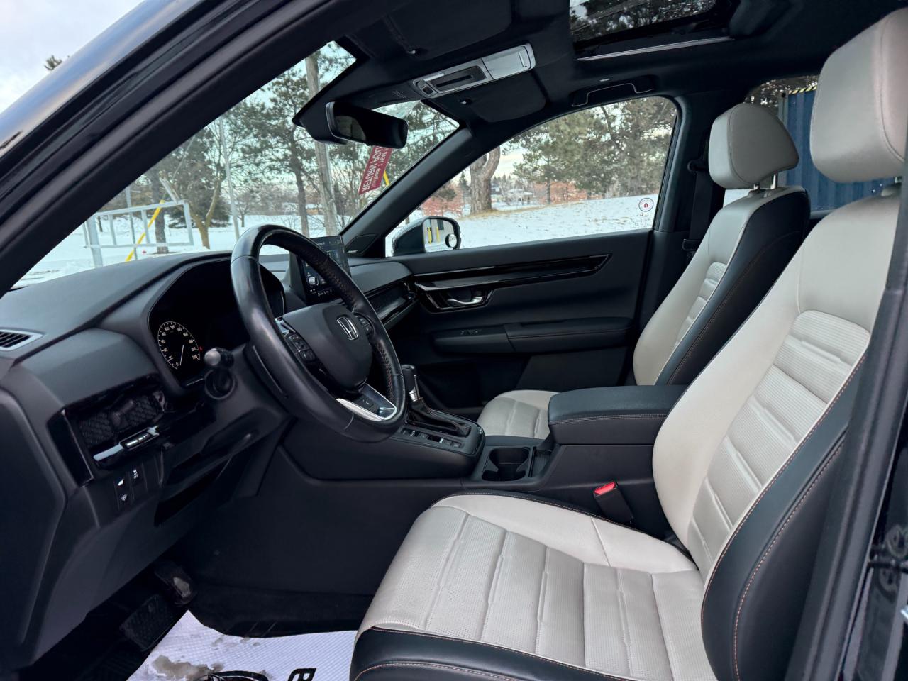 2024 Honda CR-V Hybrid Touring 4dr All-Wheel Drive Photo