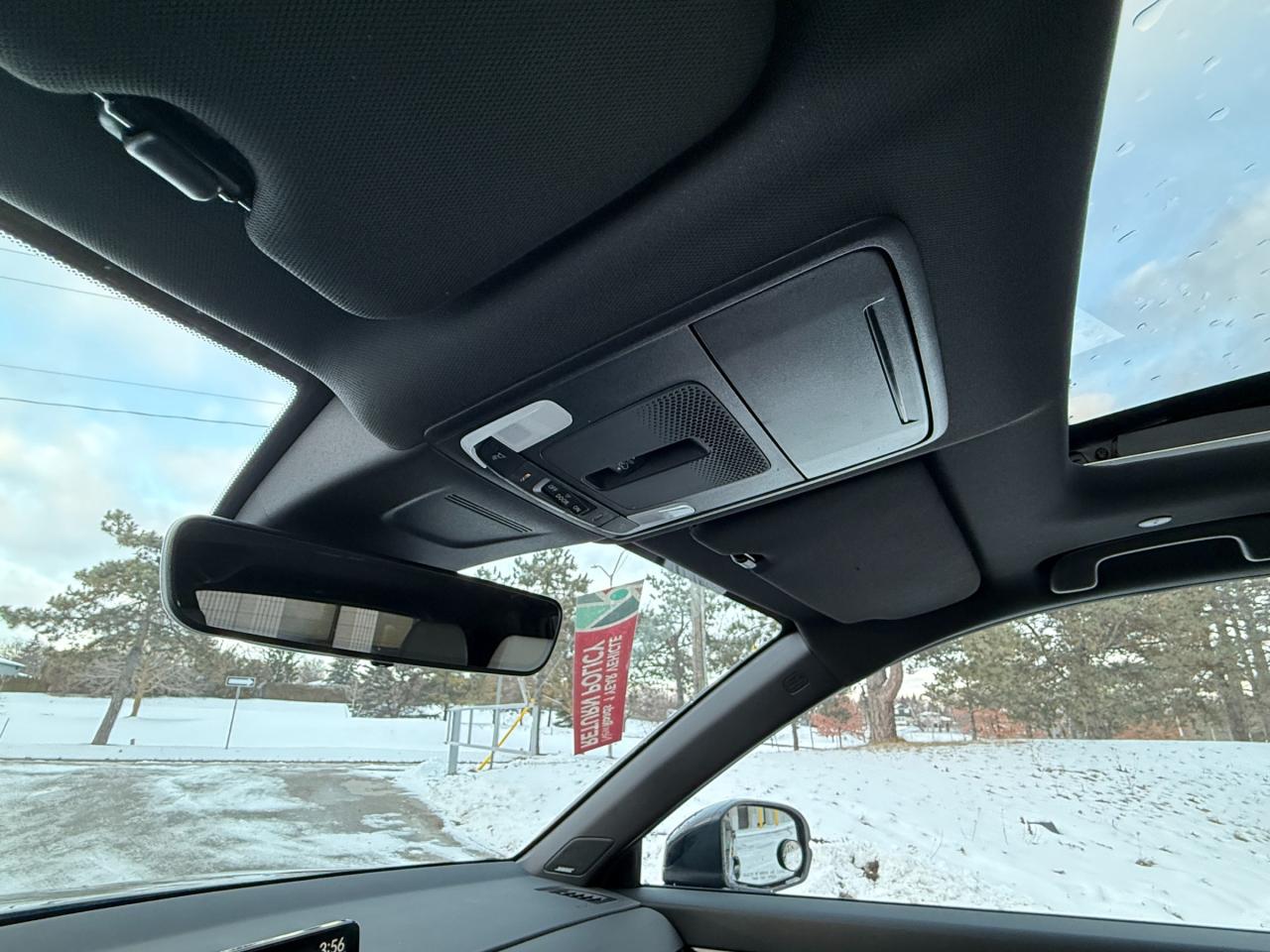 2024 Honda CR-V Hybrid Touring 4dr All-Wheel Drive Photo