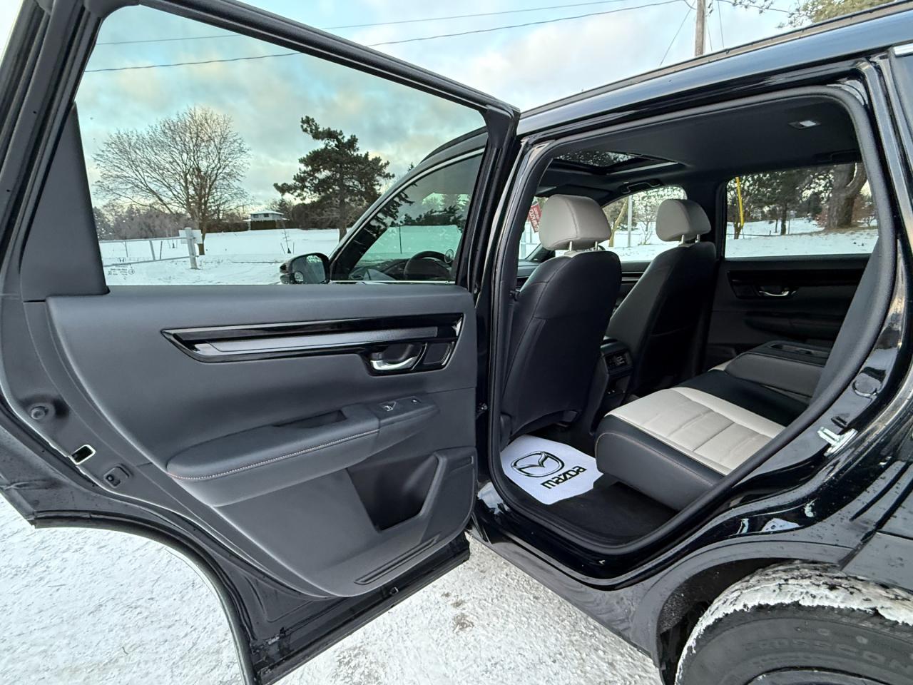 2024 Honda CR-V Hybrid Touring 4dr All-Wheel Drive Photo