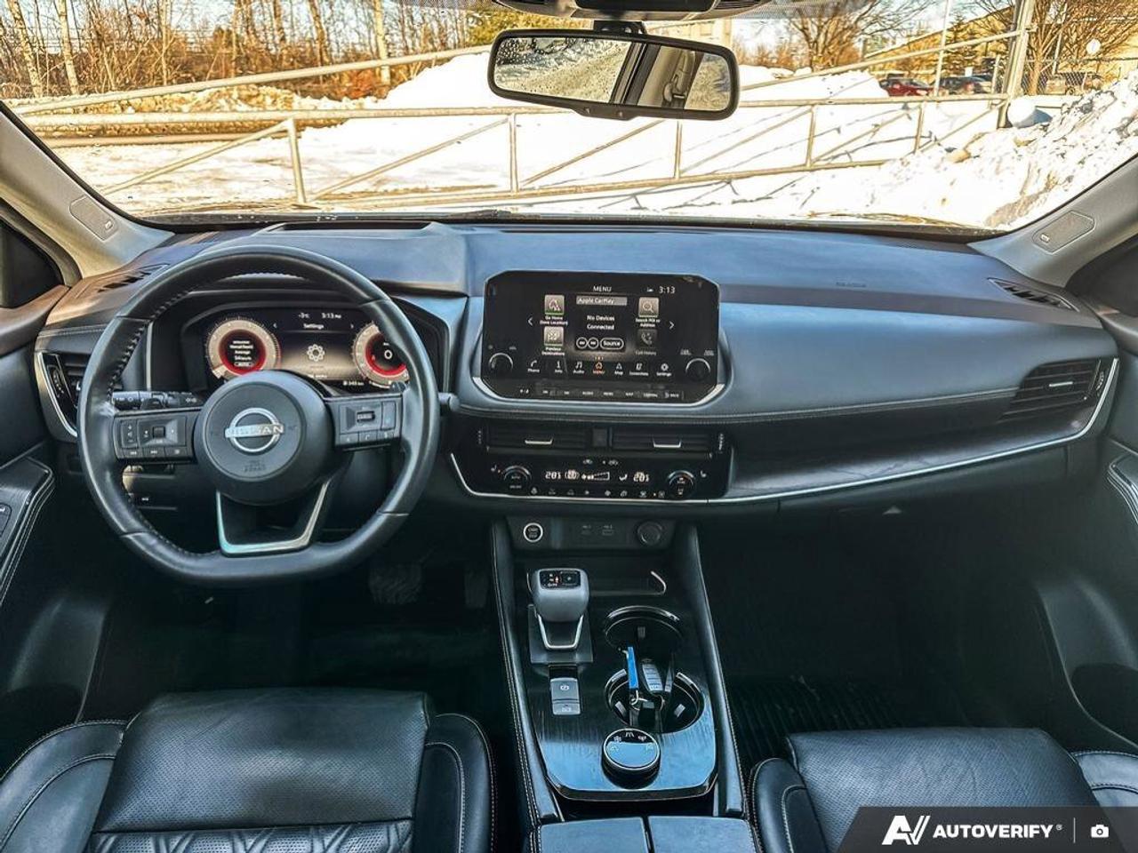 2022 Nissan Rogue Platinum Photo