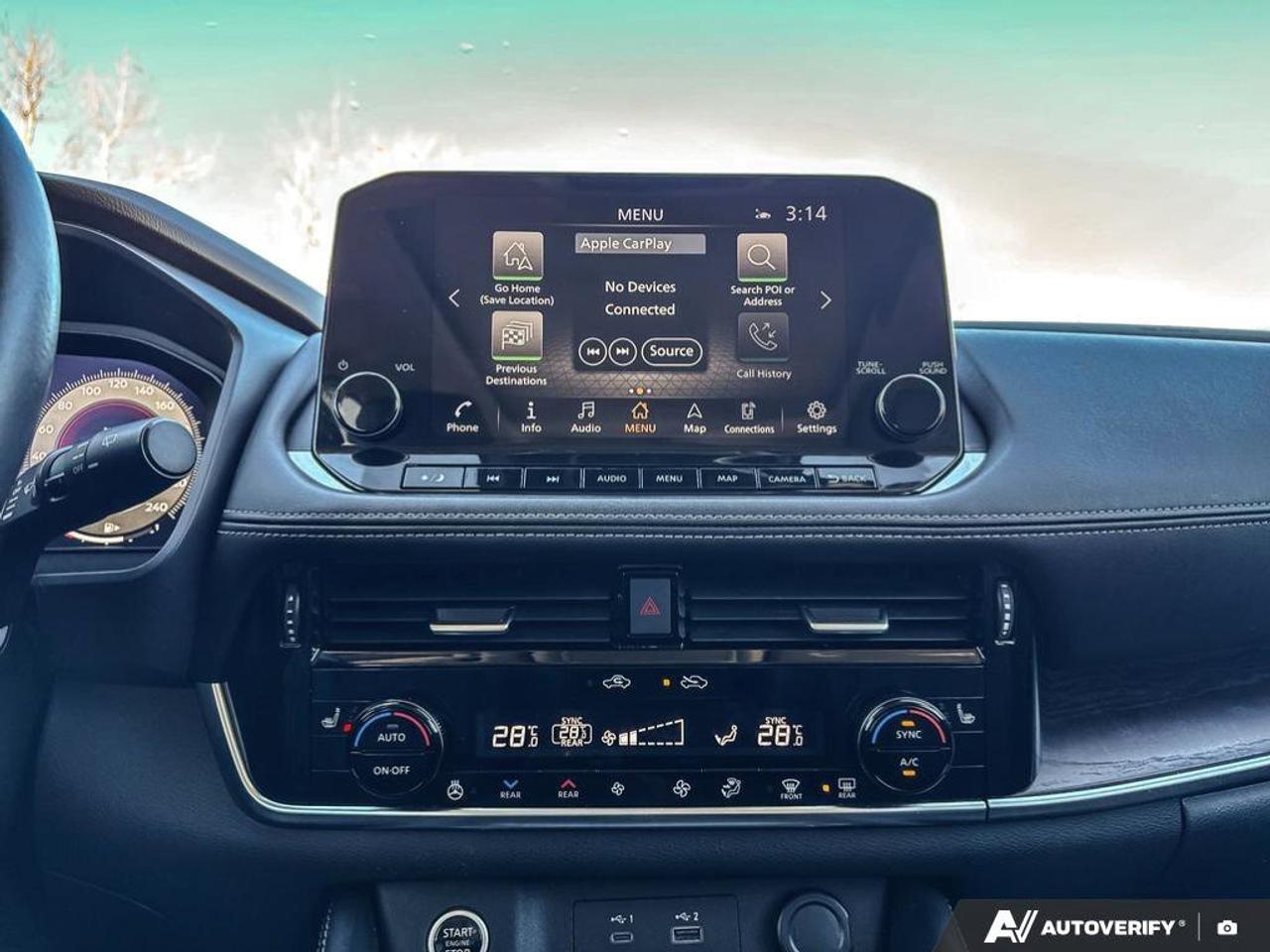 2022 Nissan Rogue Platinum Photo