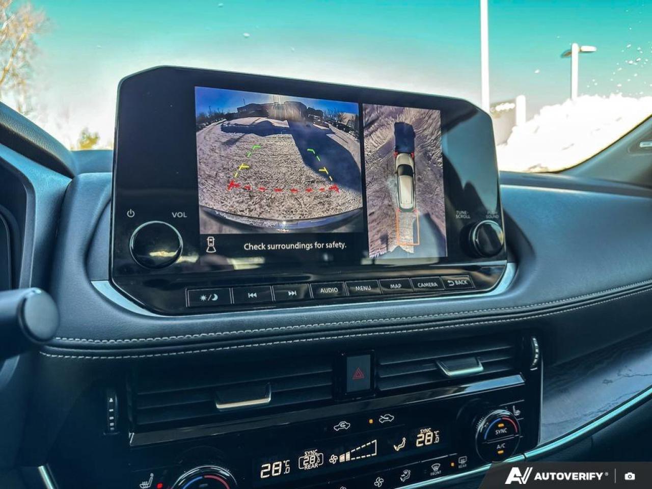 2022 Nissan Rogue Platinum Photo