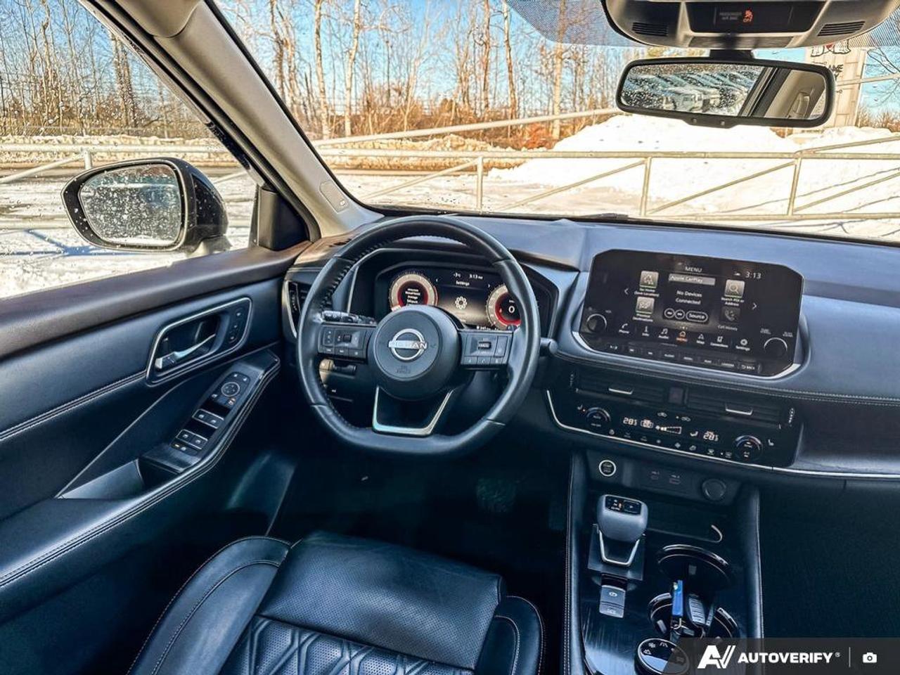 2022 Nissan Rogue Platinum   Navigation   Moonroof   360 View Camera Photo