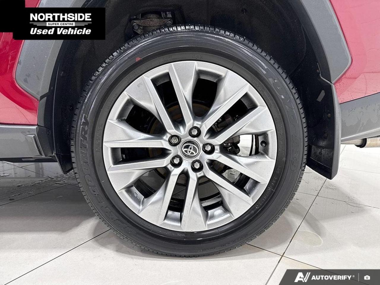 2023 Toyota RAV4 XLE 4dr All-wheel Drive Photo