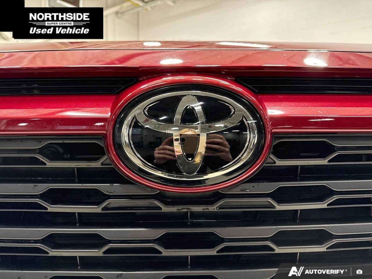 2023 Toyota RAV4 XLE 4dr All-wheel Drive Photo