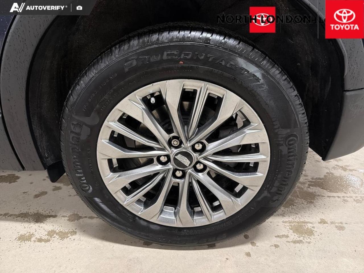 2025 Cadillac XT4 Premium Luxury 4dr All-Wheel Drive Photo