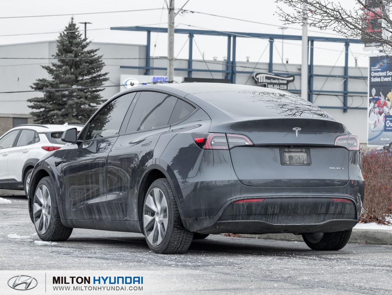 2022 Tesla Model Y Long Range 4dr All-Wheel Drive Sport Utility Photo