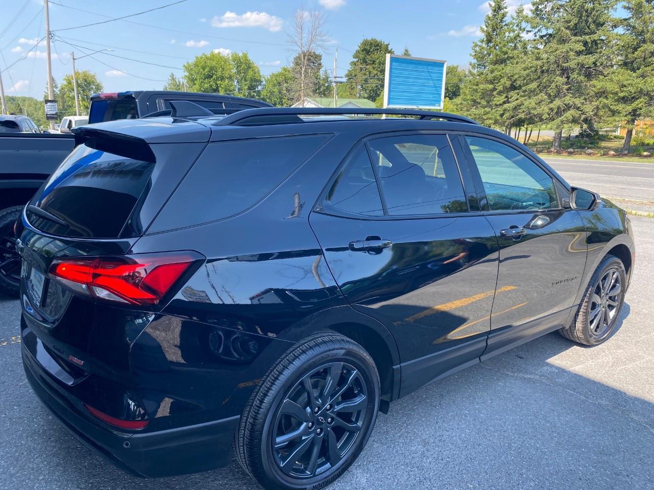 2023 Chevrolet Equinox AWD RS Photo