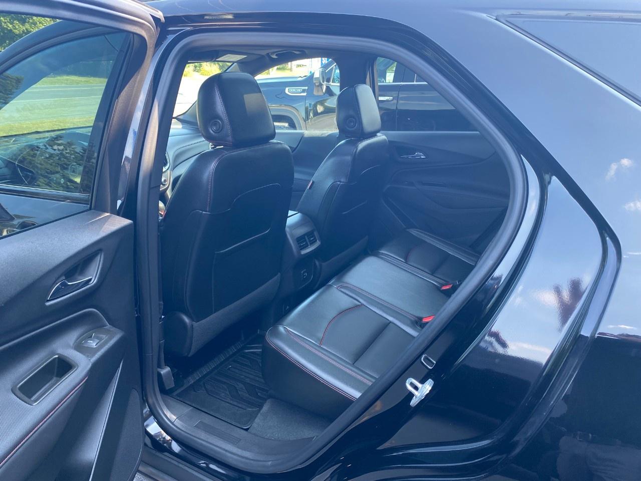 2023 Chevrolet Equinox AWD RS Photo