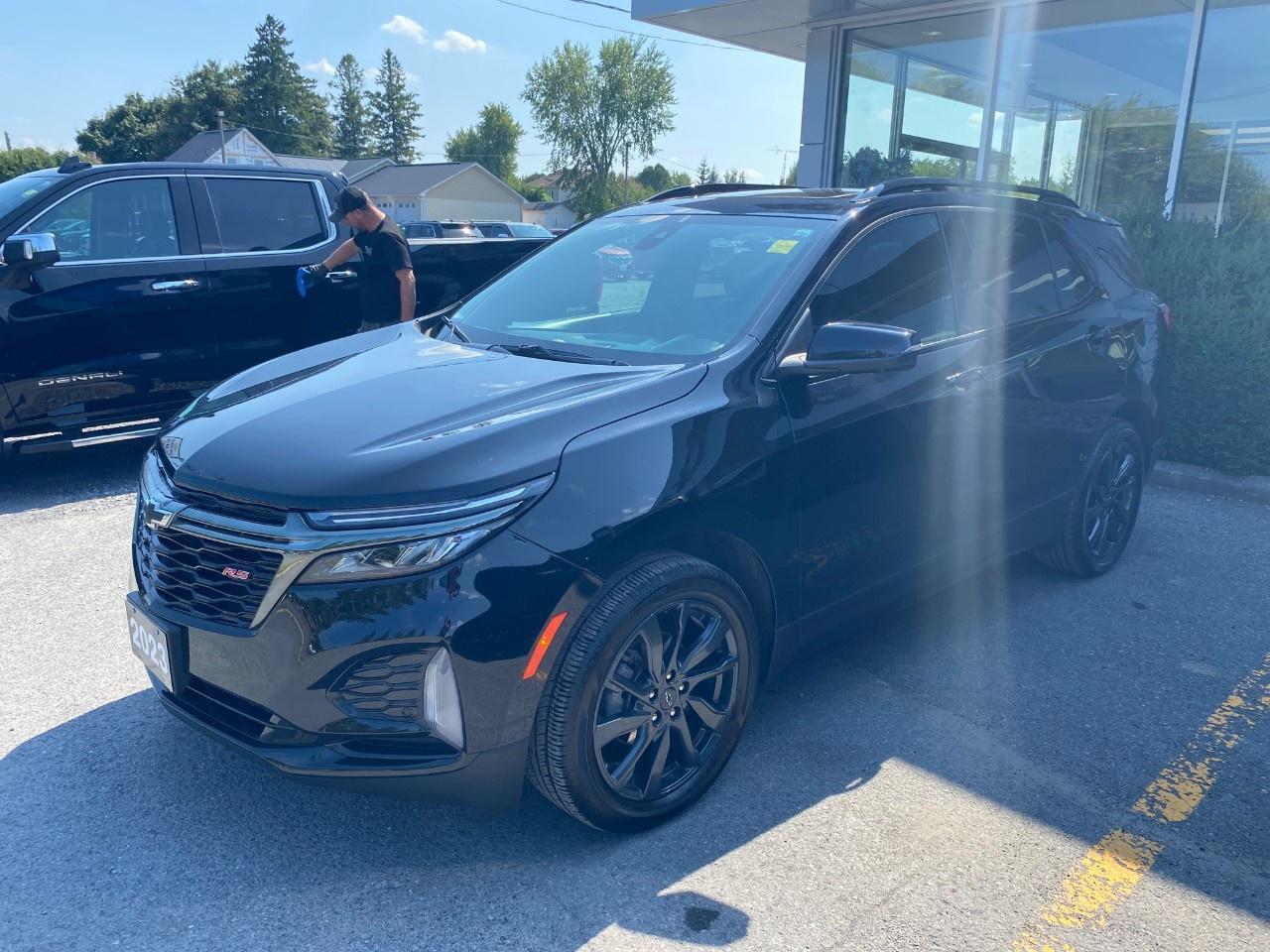 2023 Chevrolet Equinox AWD RS Photo0