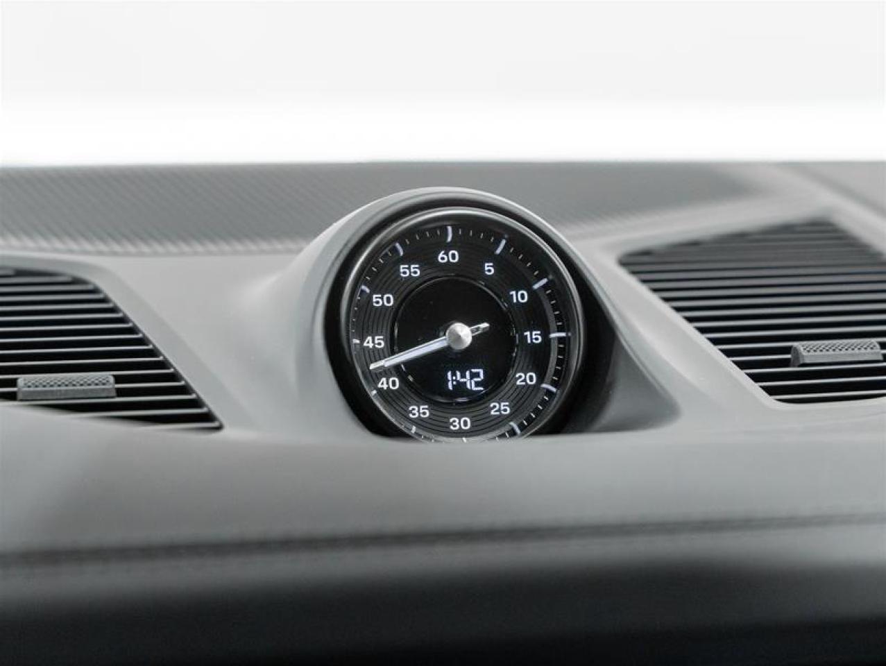 2026 Porsche Cayenne  Photo