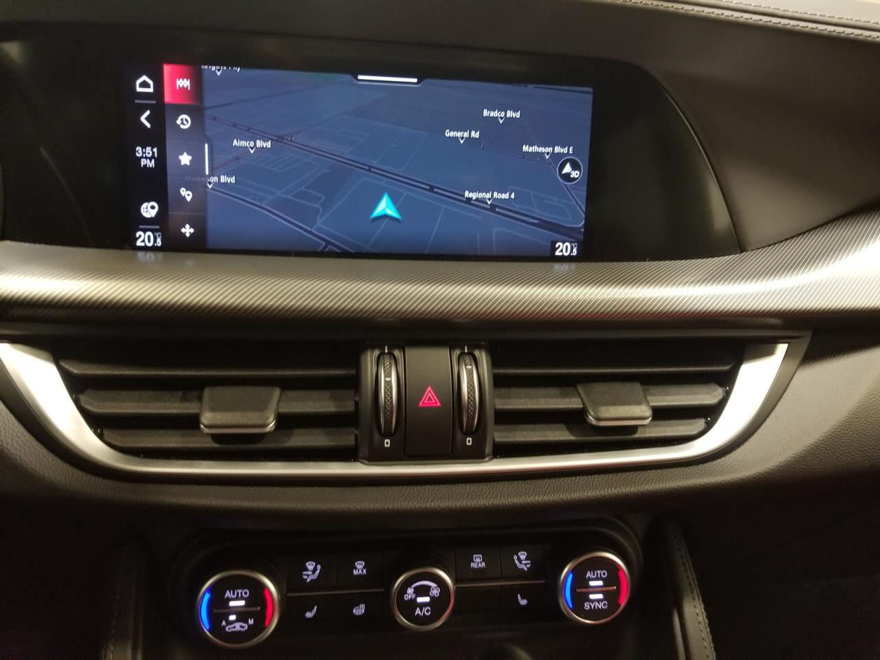 2022 Alfa Romeo Stelvio Ti 4dr All-Wheel Drive Photo