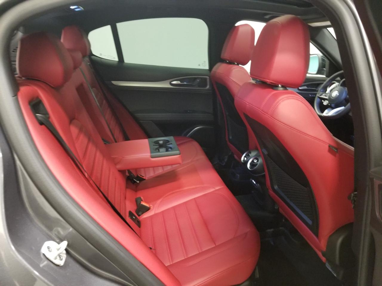 2022 Alfa Romeo Stelvio Ti 4dr All-Wheel Drive Photo