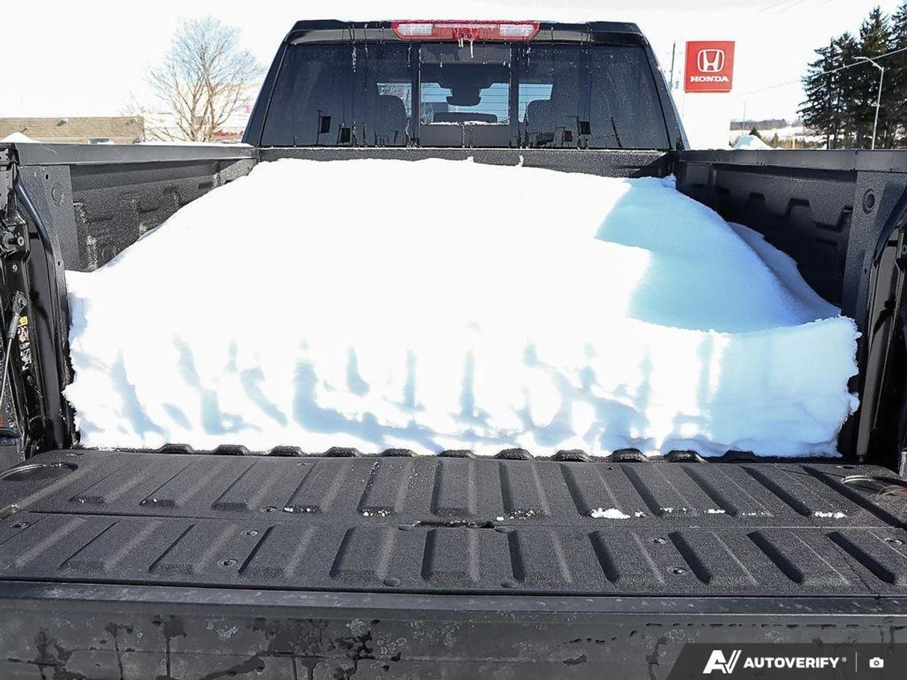 2026 GMC Sierra 1500 Crew Cab Short Box 4-Wheel Drive Denali Photo