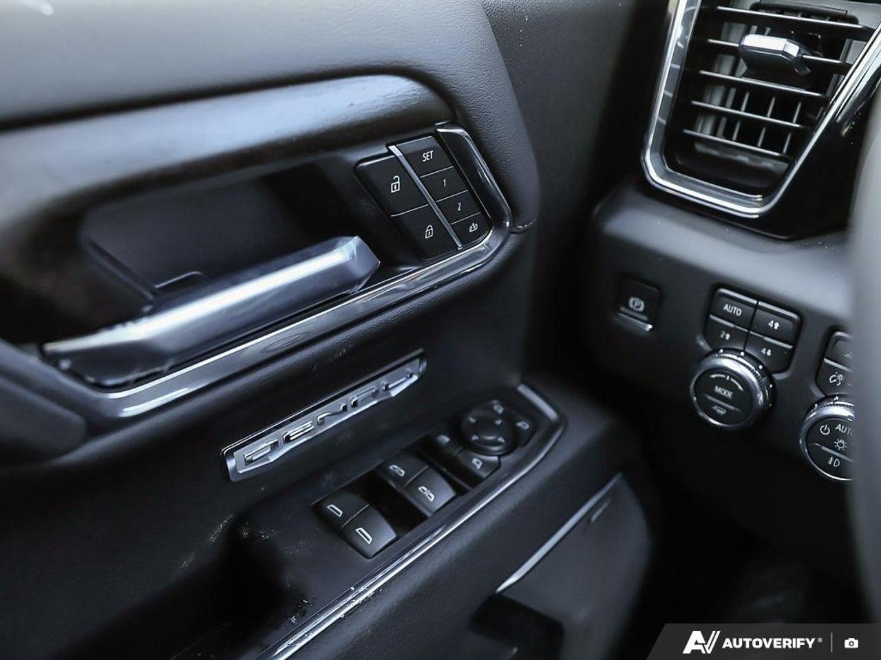 2026 GMC Sierra 1500 Crew Cab Short Box 4-Wheel Drive Denali Photo