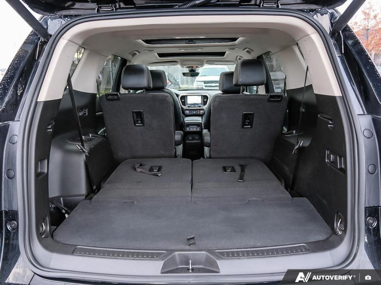 2023 GMC Acadia AWD DENALI Photo