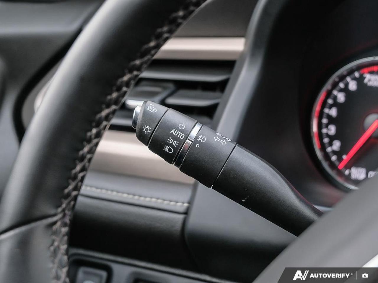 2023 GMC Acadia AWD DENALI Photo