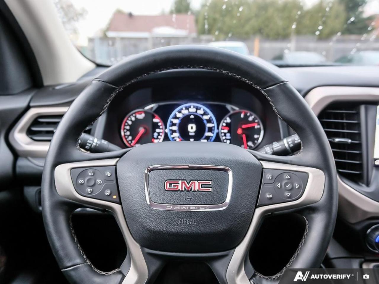 2023 GMC Acadia AWD DENALI Photo