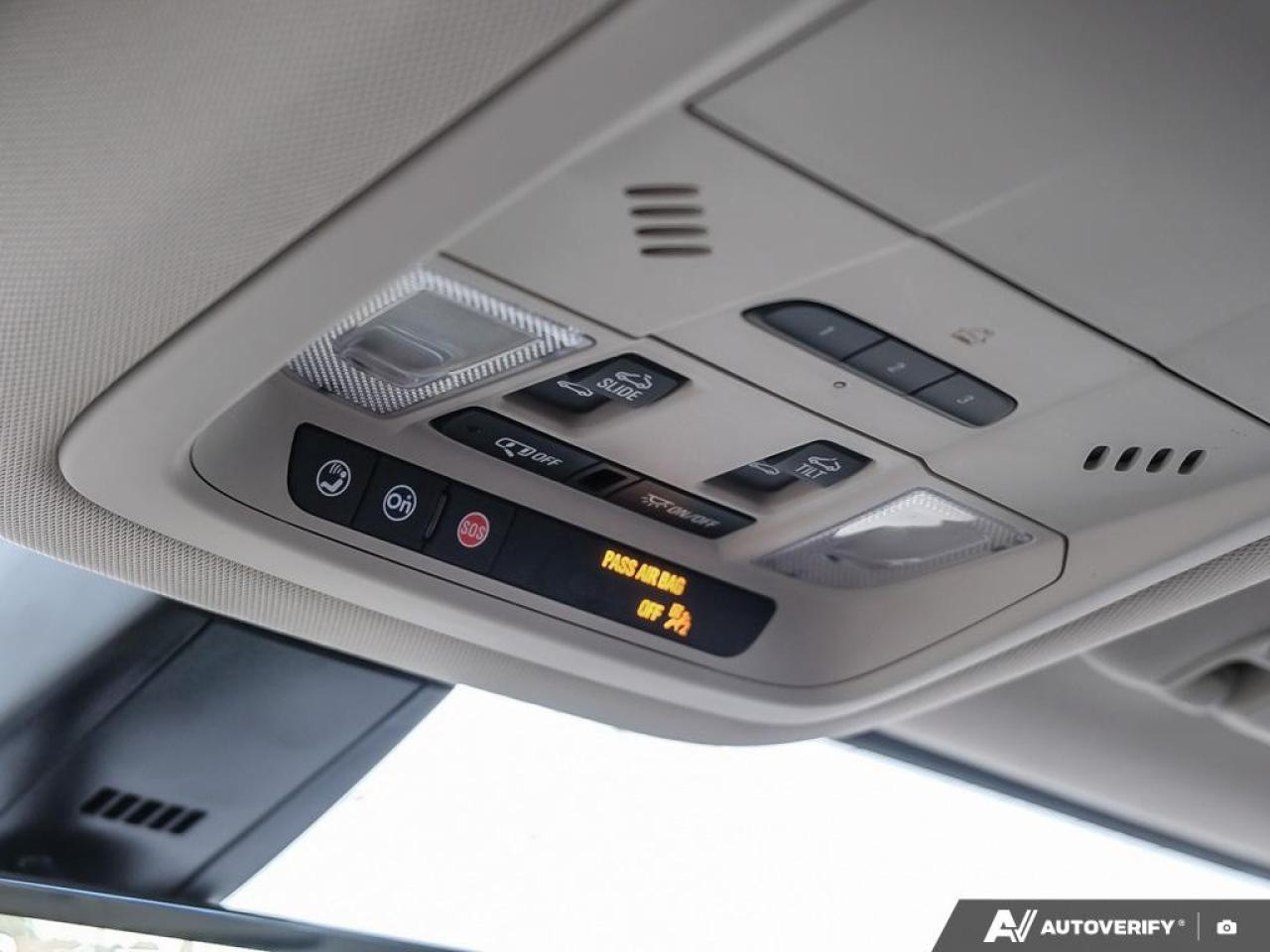 2023 GMC Acadia AWD DENALI Photo