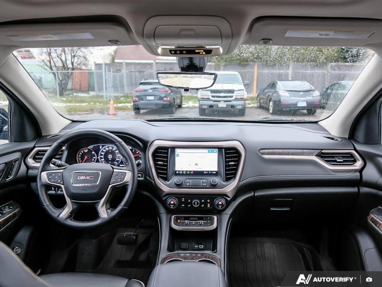 2023 GMC Acadia AWD DENALI Photo