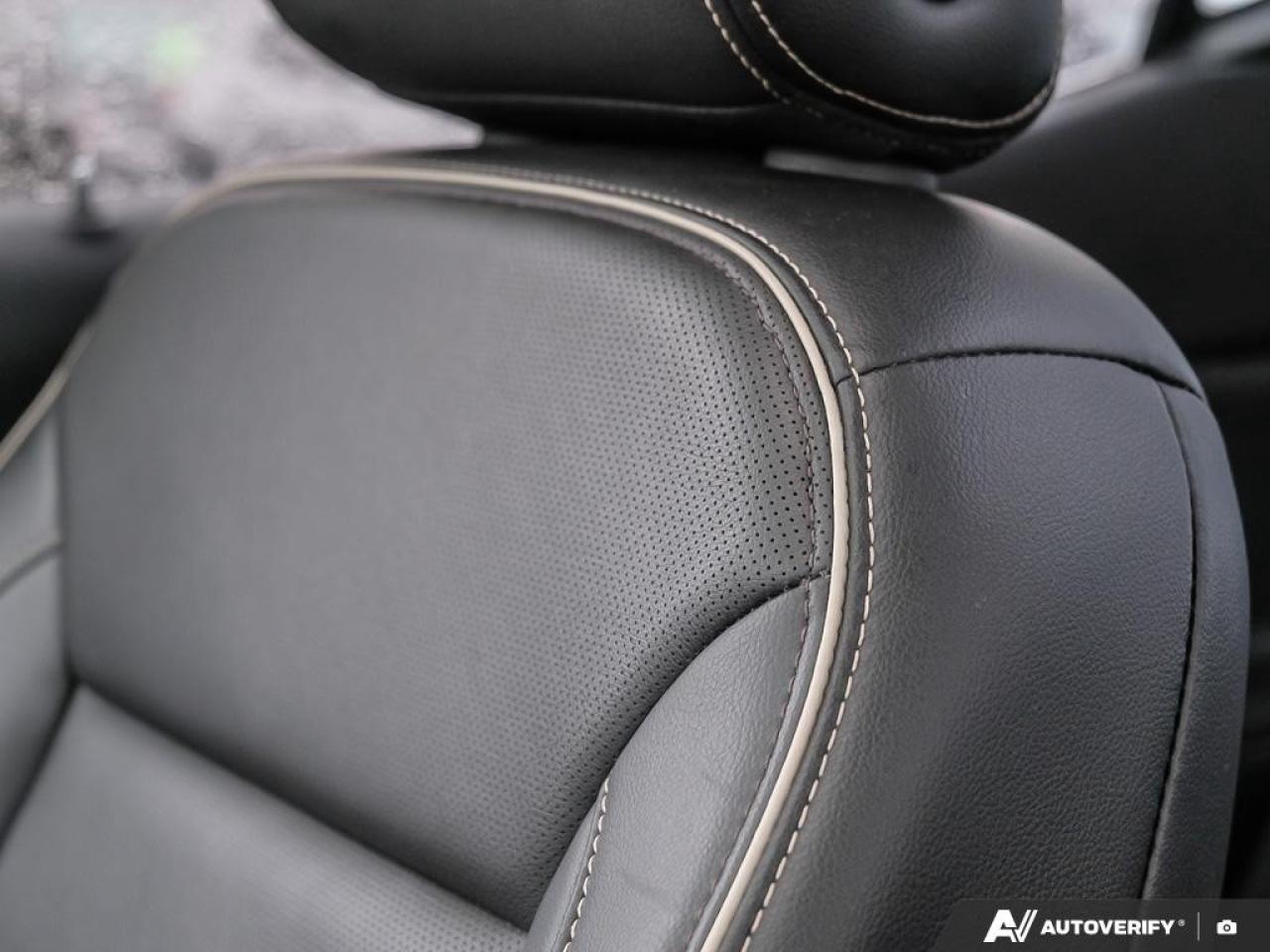 2023 GMC Acadia AWD DENALI Photo