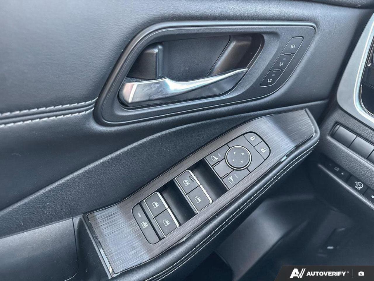 2024 Nissan Rogue SL Photo