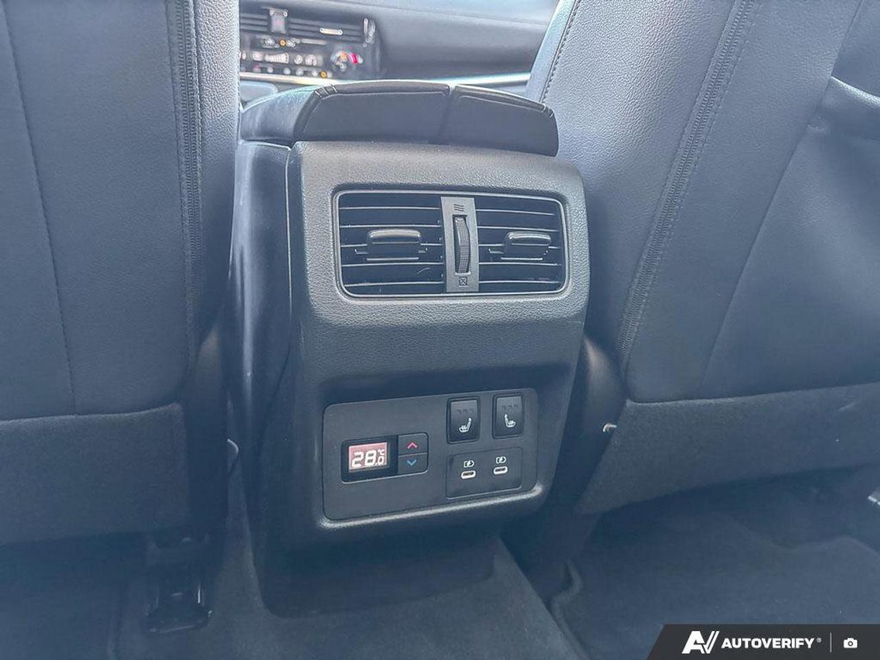 2024 Nissan Rogue SL   Navigation   Moonroof   Leather Seats Photo