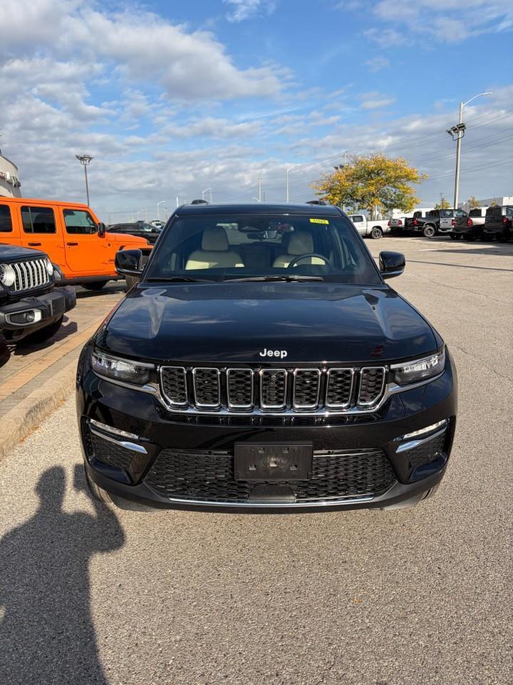 2025 Jeep Grand Cherokee Limited 4dr 4x4 Photo2