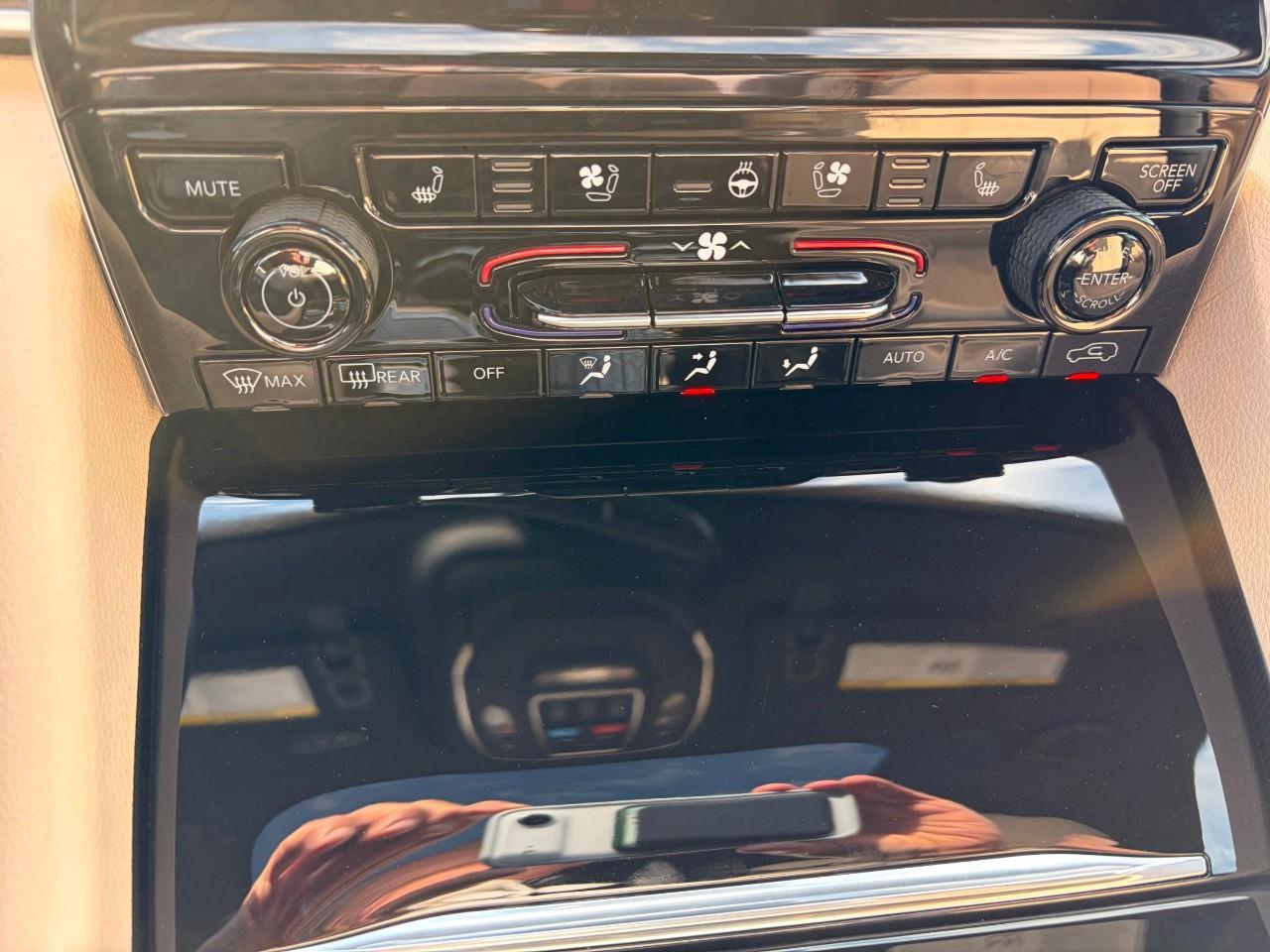 2025 Jeep Grand Cherokee Limited 4dr 4x4 Photo