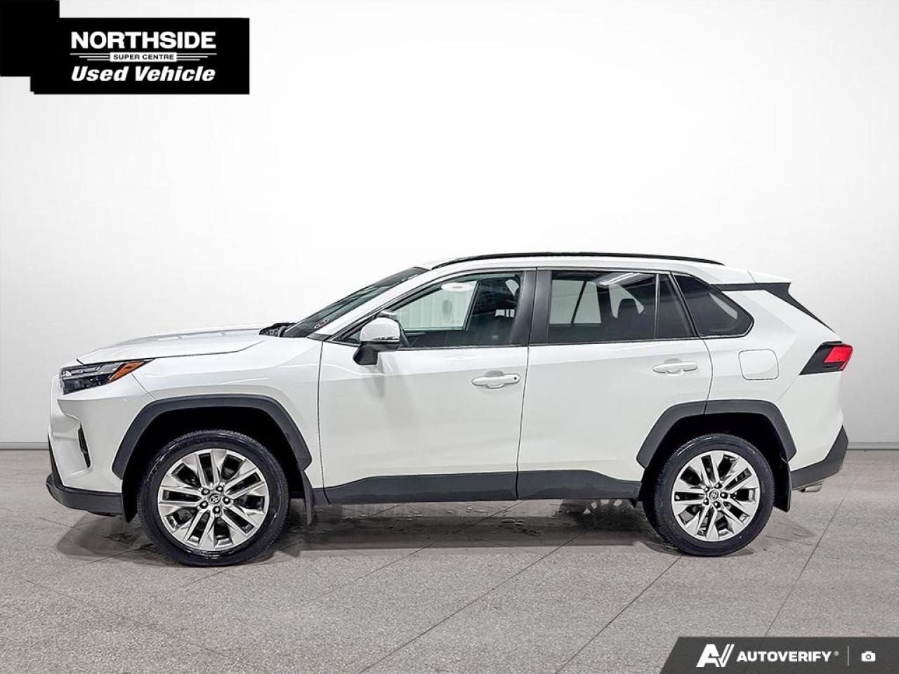 2022 Toyota RAV4 XLE 4dr All-wheel Drive Photo2