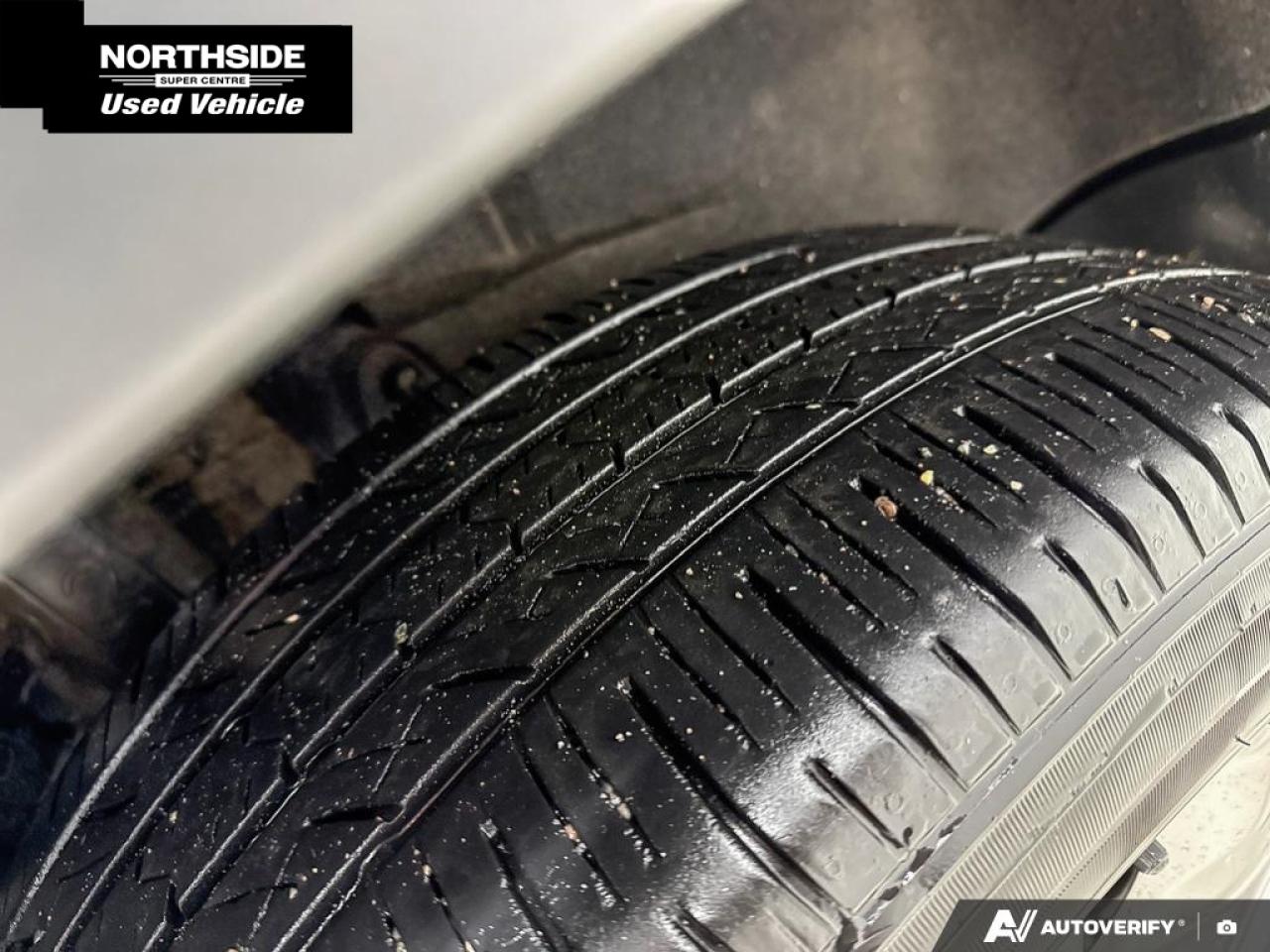 2022 Toyota RAV4 XLE 4dr All-wheel Drive Photo