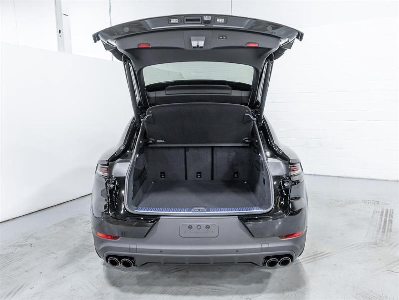 2026 Porsche Cayenne  Photo