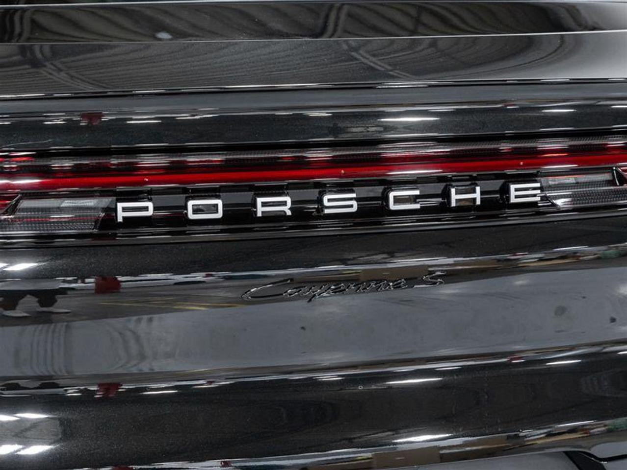 2026 Porsche Cayenne  Photo