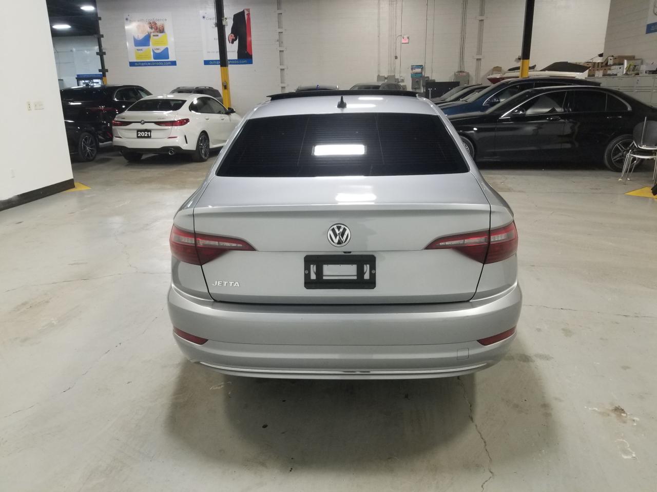 2021 Volkswagen Jetta Highline (A8) 4dr Sedan Photo