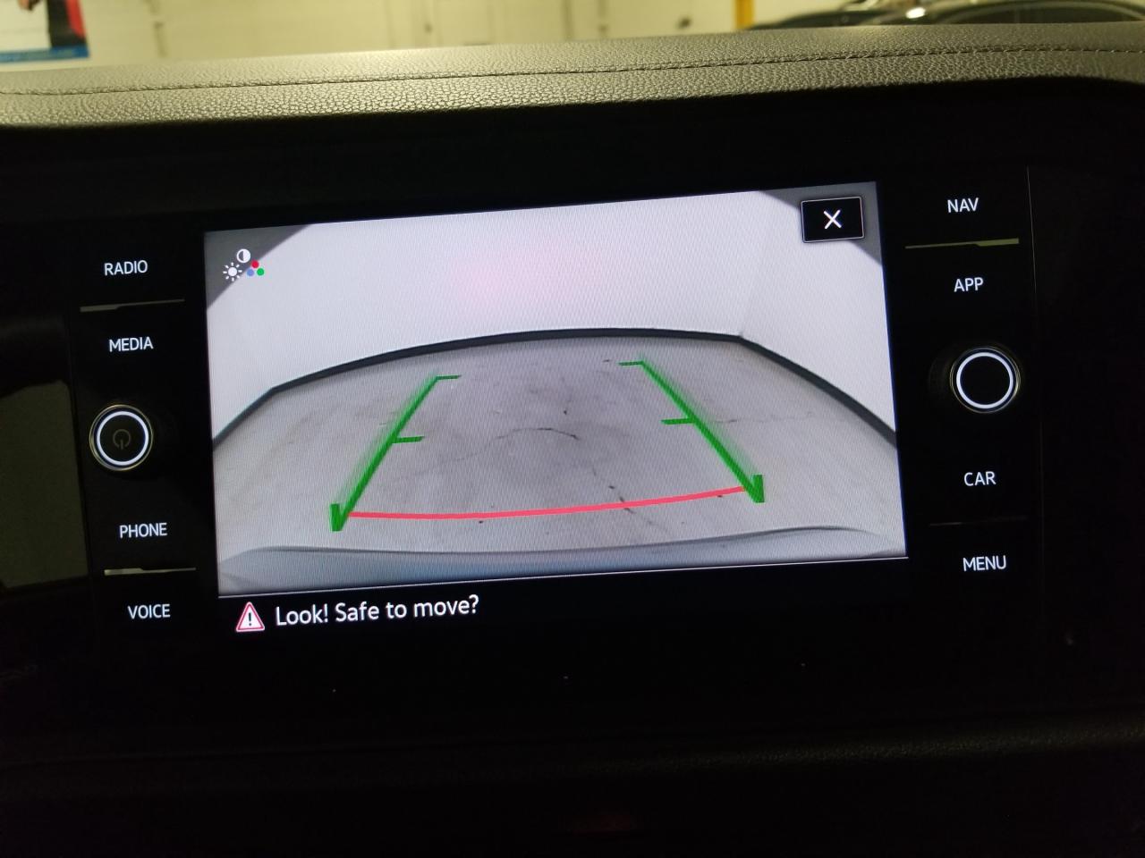 2021 Volkswagen Jetta Highline (A8) 4dr Sedan Photo