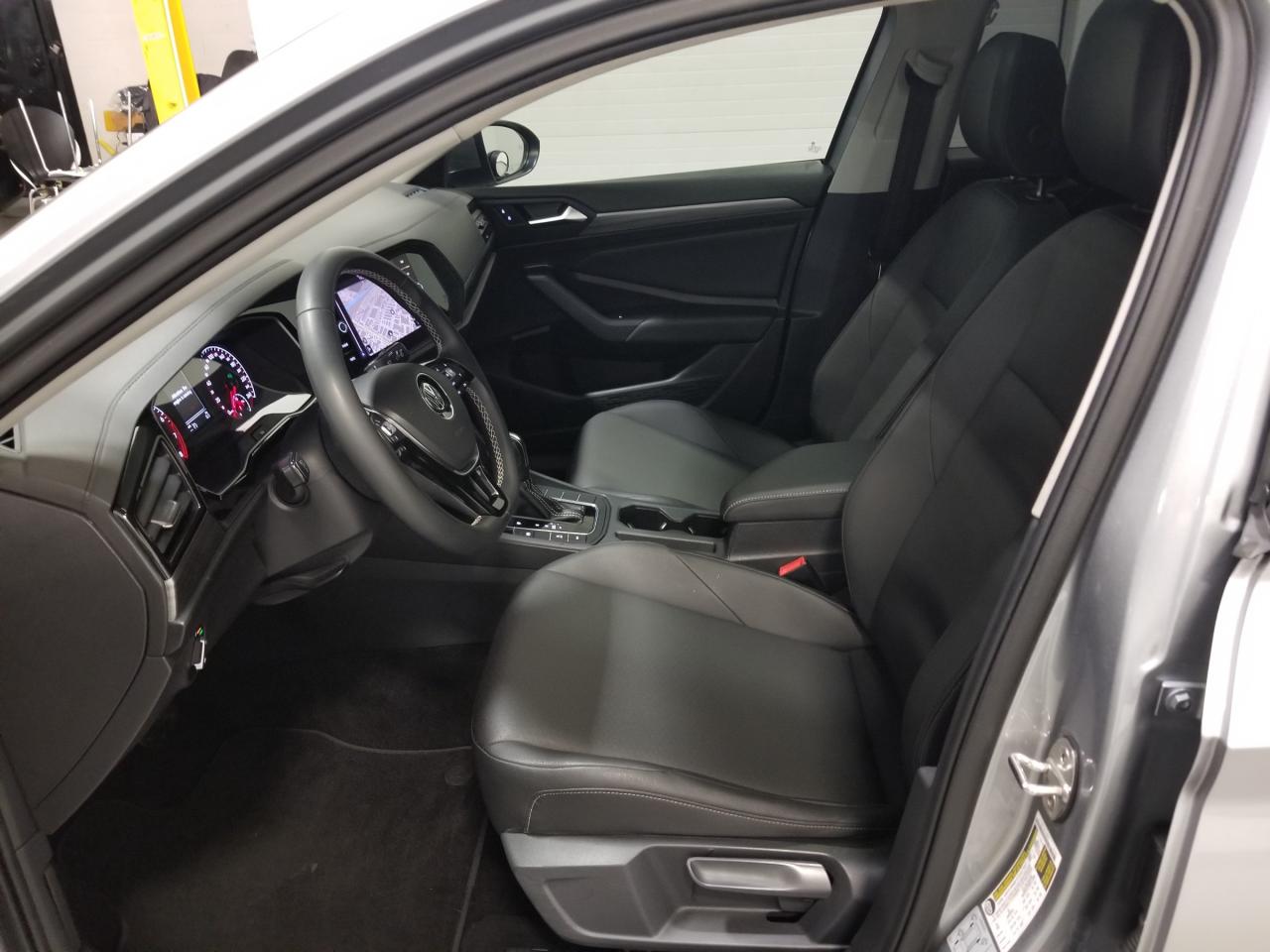 2021 Volkswagen Jetta Highline (A8) 4dr Sedan Photo