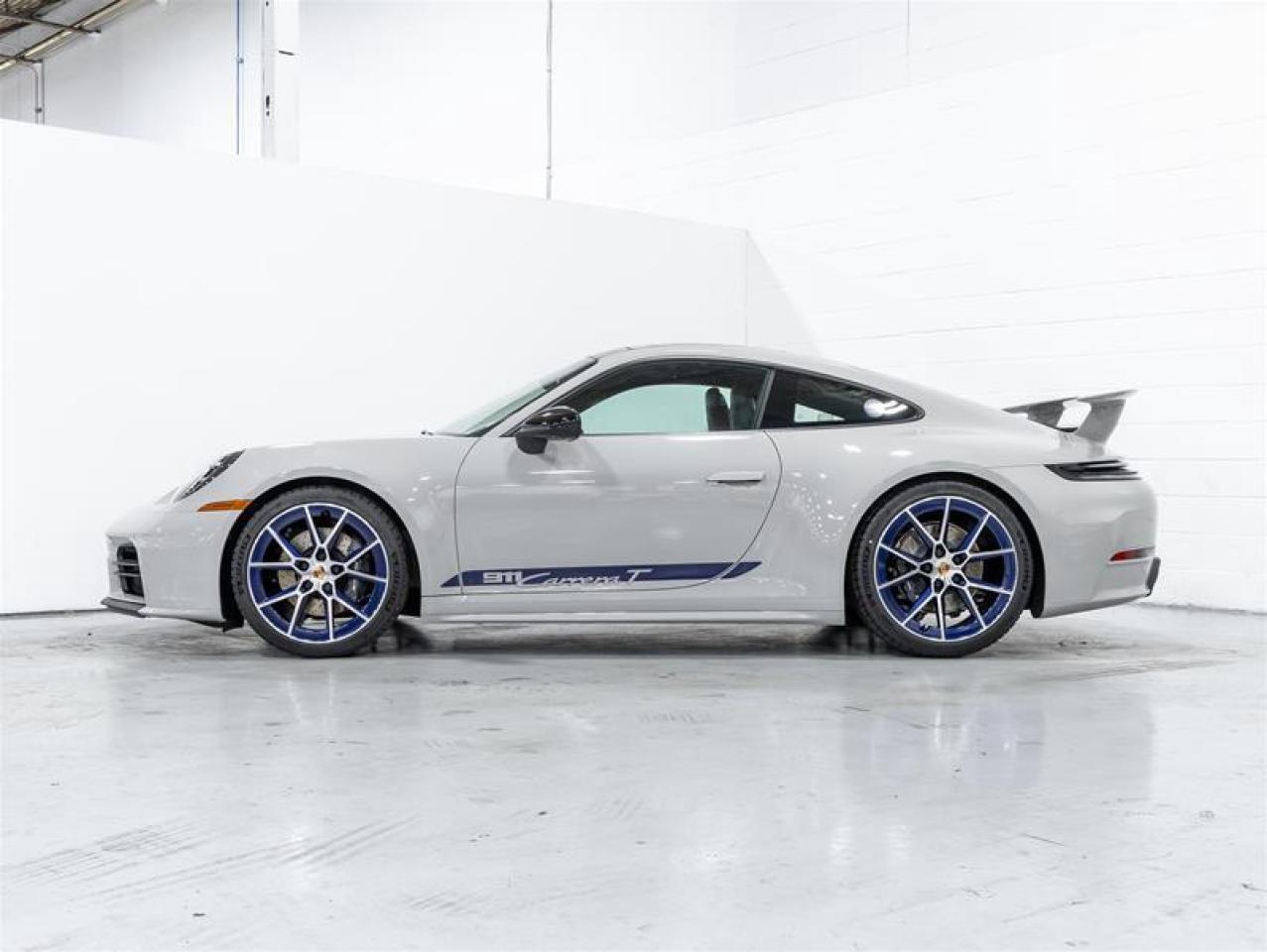 2026 Porsche 911  Photo4