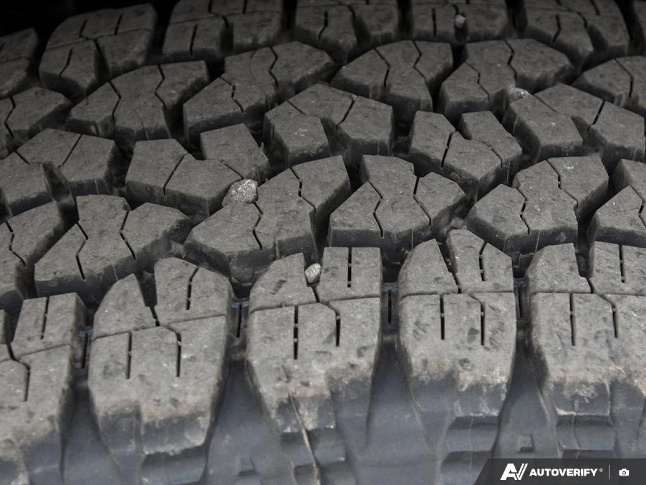 2025 GMC SIERRA 2500HD 4WD Crew Cab Standard Box Denali Photo