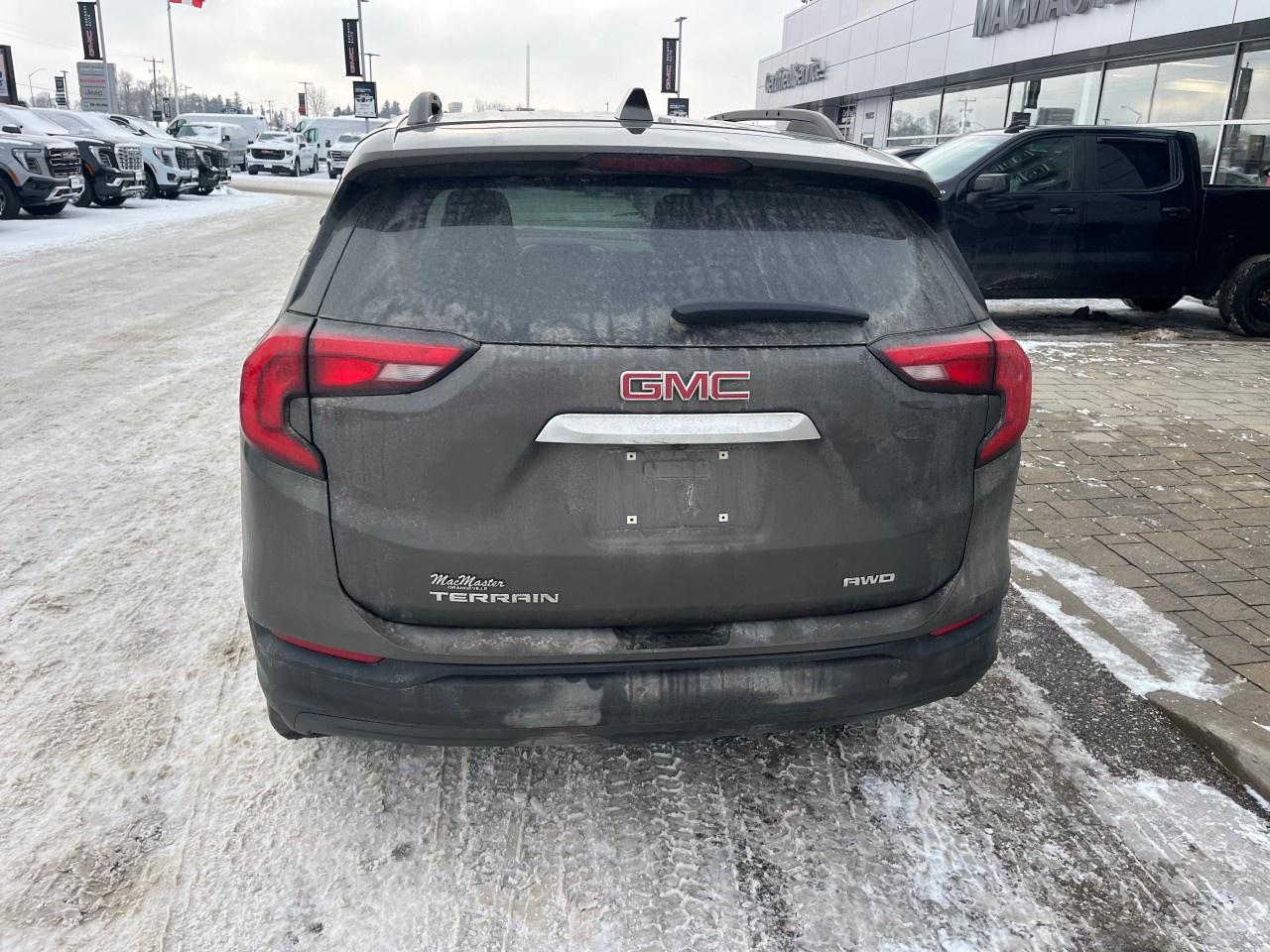 2019 GMC Terrain AWD SLE Photo2