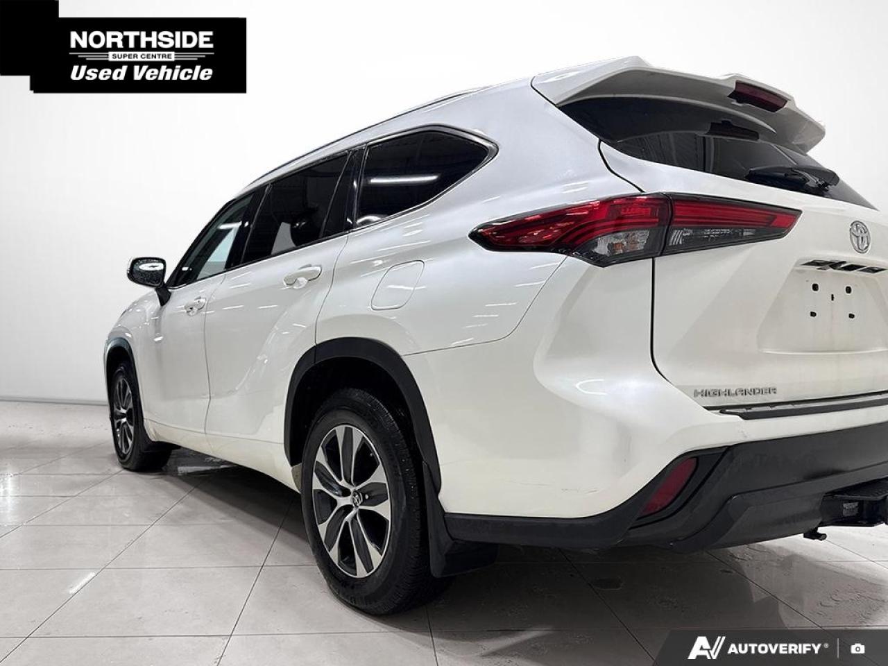2020 Toyota Highlander XLE 4dr All-wheel Drive Photo
